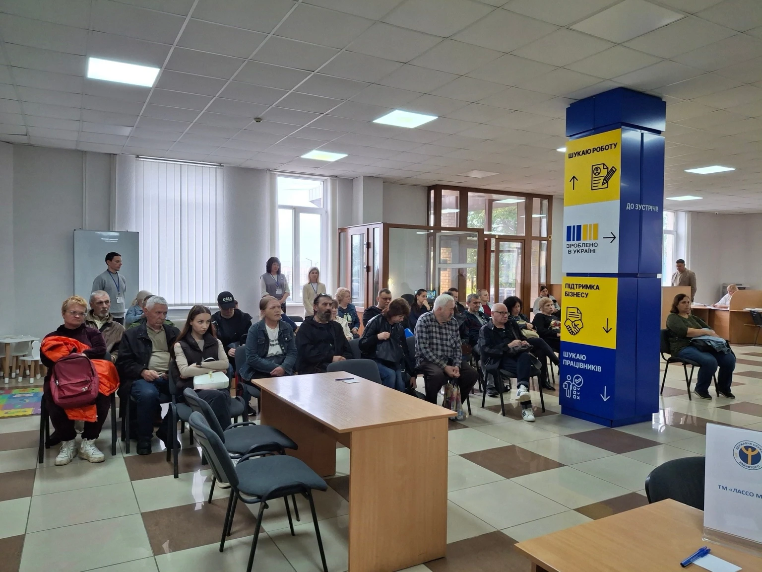 Торгові мережі шукали персонал на ярмарку вакансій у Чернівцях